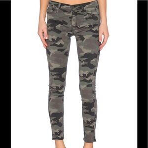 Hudson midrise nico in deployed camo NWT